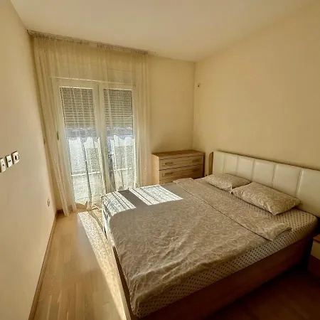 Apartmants アパート *