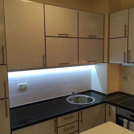 アパート Apartmants